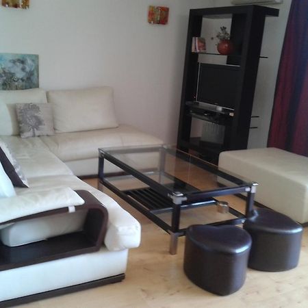 Appart Ensoleille Proche Remparts 아비뇽 객실 사진