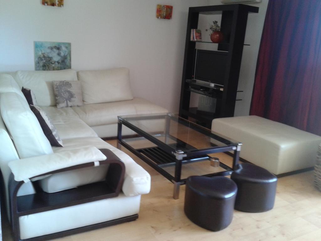 Appart Ensoleille Proche Remparts 아비뇽 객실 사진